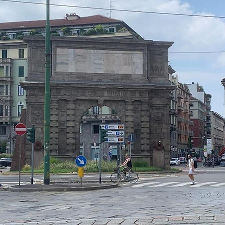 Appartamento Porta Romana Milão Exterior foto